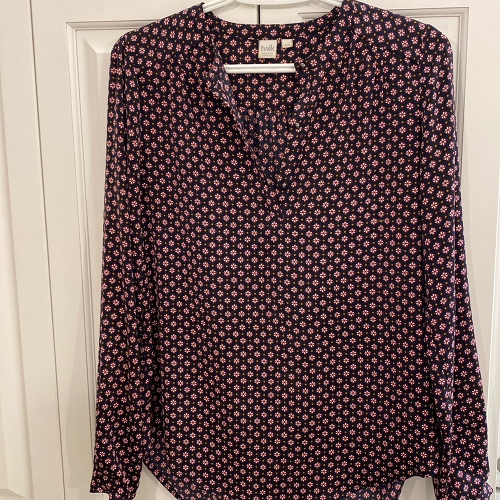 Twik from Simons polyester blouse. Navy blue, plum, mustard. Small.